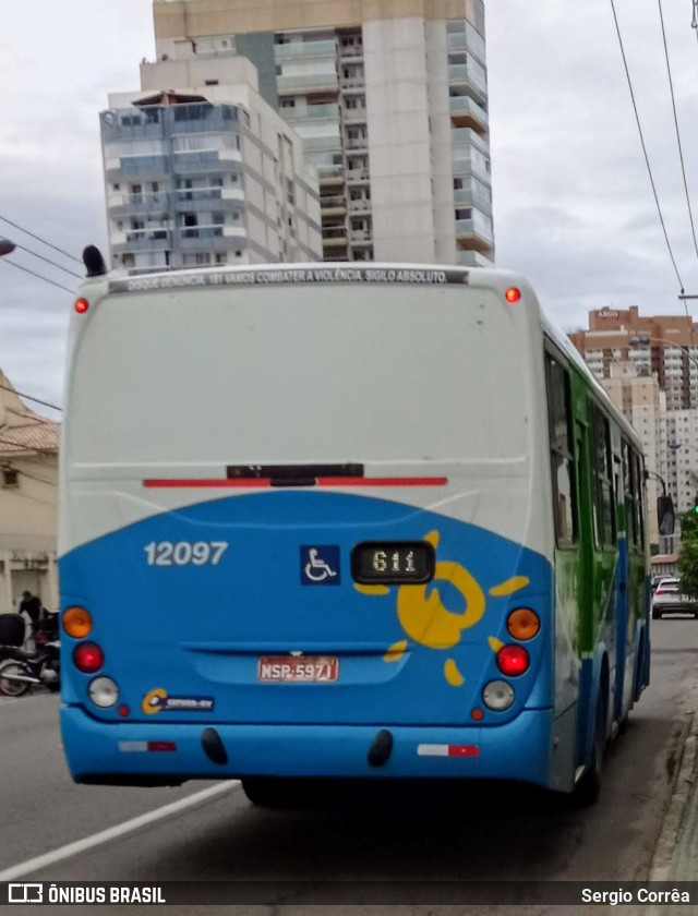 Viação Praia Sol 12097 na cidade de Vila Velha, Espírito Santo, Brasil, por Sergio Corrêa. Número da foto: #8752743.