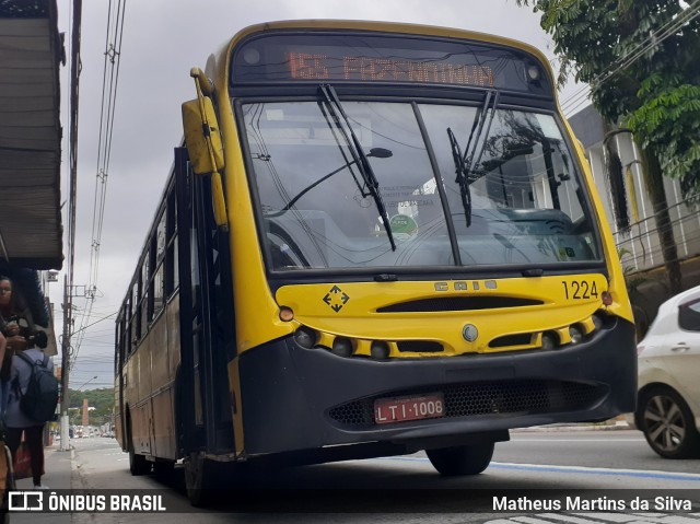 Viação Sul Fluminense 1224 na cidade de Volta Redonda, Rio de Janeiro, Brasil, por Matheus Martins da Silva. Número da foto: #8753842.