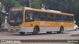 Companhia Carris Porto-Alegrense 0063 na cidade de Porto Alegre, Rio Grande do Sul, Brasil, por Max Ramos. Número da foto: #8752383.