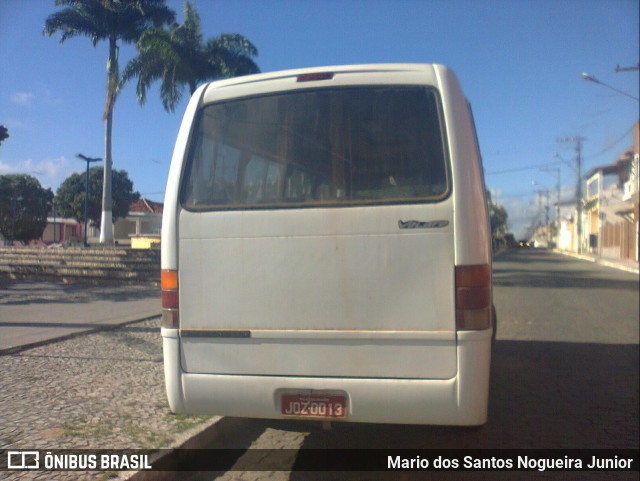 Ônibus Particulares 0013 na cidade de Piritiba, Bahia, Brasil, por Mario dos Santos Nogueira Junior. ID da foto: 8755994.