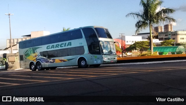 Viação Garcia 7176 na cidade de Londrina, Paraná, Brasil, por Vitor Castilho. ID da foto: 8756682.