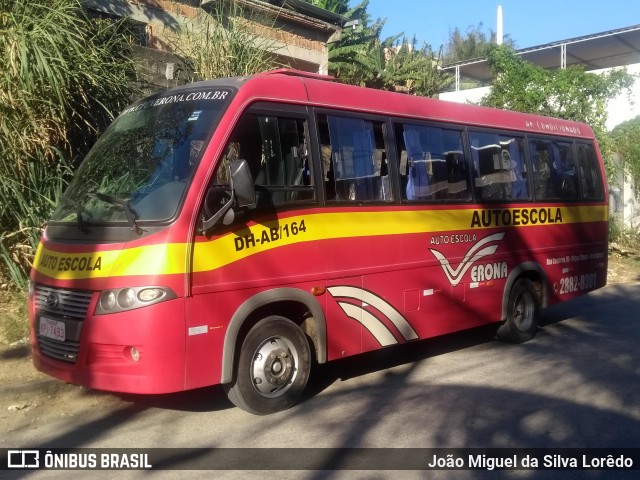 AutoEscola Verona 7493 na cidade de Nova Iguaçu, Rio de Janeiro, Brasil, por João Miguel da Silva Lorêdo. ID da foto: 8757472.