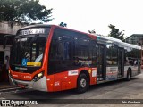 Express Transportes Urbanos Ltda 4 8740 na cidade de São Paulo, São Paulo, Brasil, por Eric Gustavo. Número da foto: #:id.