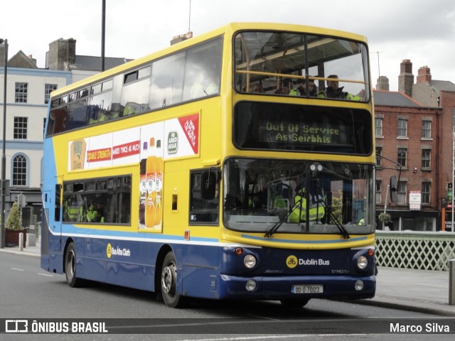 Dublin Bus 123 na cidade de Dublin, Irlanda, por Marco Silva. ID da foto: 8760339.