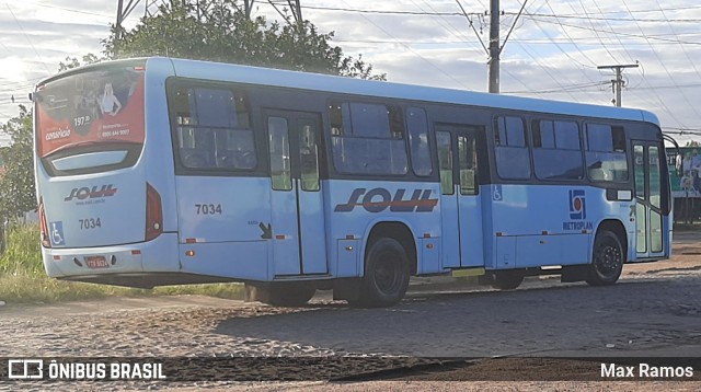 SOUL - Sociedade de Ônibus União Ltda. 7034 na cidade de Alvorada, Rio Grande do Sul, Brasil, por Max Ramos. ID da foto: 8760380.