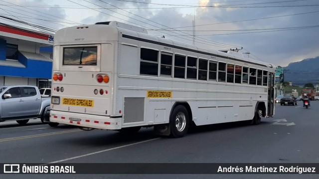Autobuses sin identificación - Costa Rica 00 na cidade de San Sebastián, San José, San José, Costa Rica, por Andrés Martínez Rodríguez. Número da foto: #8767397.