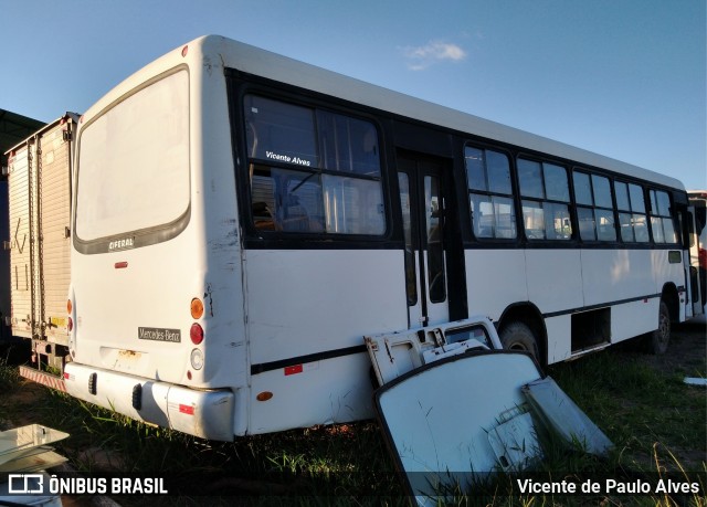 Sucata e Desmanches 8611 na cidade de Santo Antônio do Monte, Minas Gerais, Brasil, por Vicente de Paulo Alves. ID da foto: 8767088.