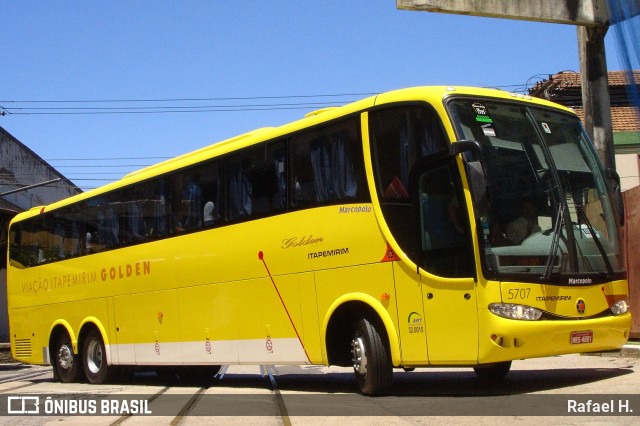 Viação Itapemirim 5707 na cidade de Rio de Janeiro, Rio de Janeiro, Brasil, por Rafael H.. Número da foto: #8772036.