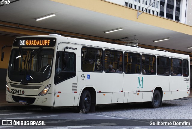 Viação Castelo Branco 22041 na cidade de Curitiba, Paraná, Brasil, por Guilherme Bomfim. ID da foto: 8774578.