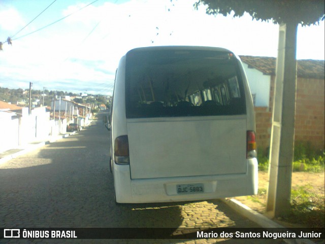 Ônibus Particulares 4 7175 na cidade de Piritiba, Bahia, Brasil, por Mario dos Santos Nogueira Junior. Número da foto: #8776018.