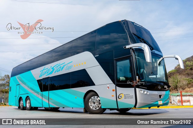 Turistar 3035 na cidade de Querétaro, Querétaro, México, por Omar Ramírez Thor2102. Número da foto: #8777803.