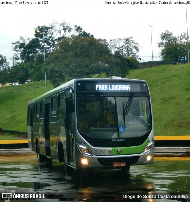 Viação Garcia 8263 na cidade de Londrina, Paraná, Brasil, por Diego de Souza Costa da Silva. ID da foto: 8777192.