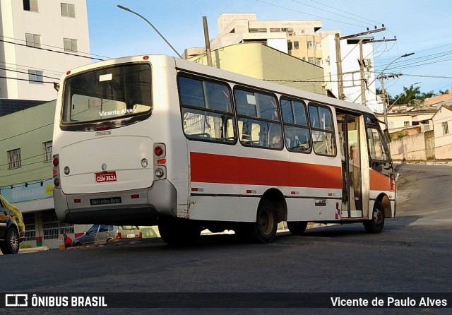 Ônibus Particulares 3624 na cidade de Santo Antônio do Monte, Minas Gerais, Brasil, por Vicente de Paulo Alves. Número da foto: #8703755.