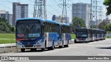 Viação Jacareí 10.897 na cidade de São José dos Campos, São Paulo, Brasil, por Jean Passos Silva. Número da foto: #:id.