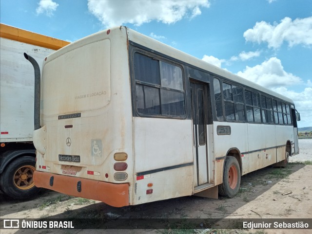 Ônibus Particulares 6696 na cidade de Itaquitinga, Pernambuco, Brasil, por Edjunior Sebastião. Número da foto: #8706085.