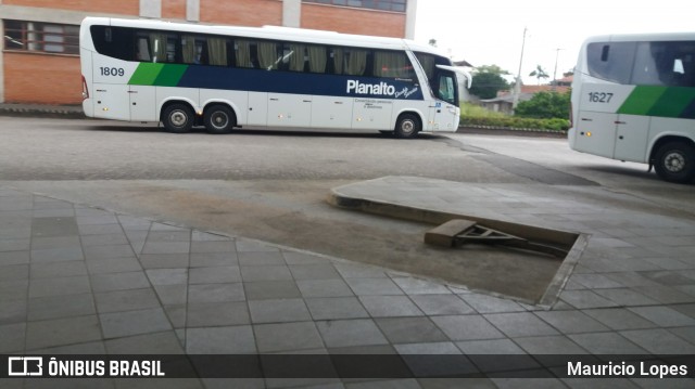 Planalto Transportes 1809 na cidade de Santa Maria, Rio Grande do Sul, Brasil, por Mauricio Lopes. Número da foto: #8706315.