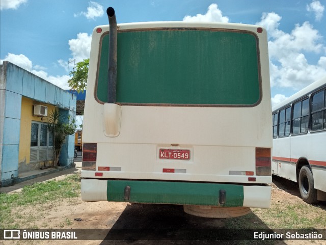 Ônibus Particulares KLT0549 na cidade de Itaquitinga, Pernambuco, Brasil, por Edjunior Sebastião. Número da foto: #8706158.