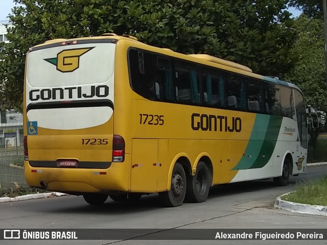 Empresa Gontijo de Transportes 17235 na cidade de São Paulo, São Paulo, Brasil, por Alexandre Figueiredo Pereira. ID da foto: 8713817.