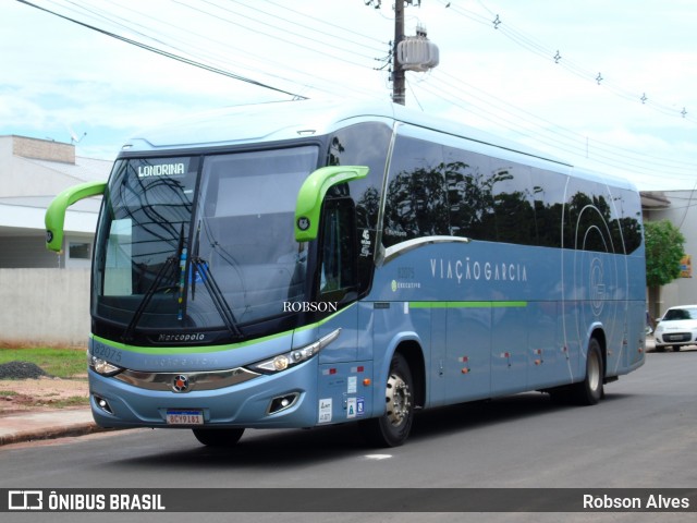 Viação Garcia 82075 na cidade de Paranavaí, Paraná, Brasil, por Robson Alves. ID da foto: 8712960.