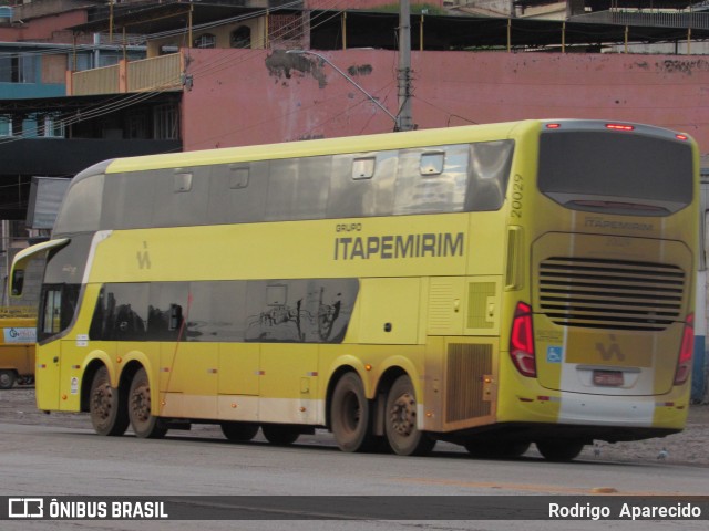 Viação Itapemirim 20029 na cidade de Conselheiro Lafaiete, Minas Gerais, Brasil, por Rodrigo  Aparecido. Número da foto: #8711821.