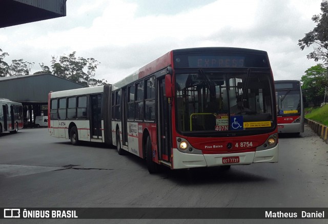Express Transportes Urbanos Ltda 4 8754 na cidade de São Paulo, São Paulo, Brasil, por Matheus  Daniel. Número da foto: #8715765.