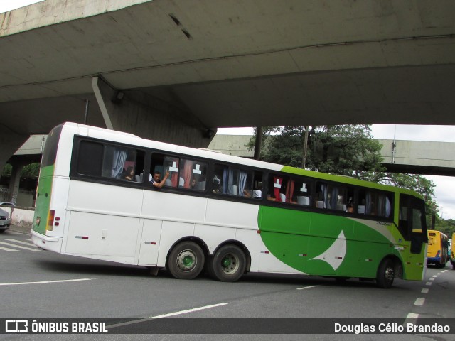 Ônibus Particulares 3779 na cidade de Belo Horizonte, Minas Gerais, Brasil, por Douglas Célio Brandao. Número da foto: #8715845.