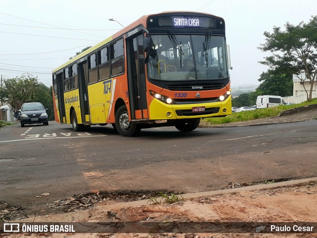 TUA - Transportes Urbanos Araçatuba 1330 na cidade de Araçatuba, São Paulo, Brasil, por Paulo Cesar. ID da foto: 8717192.