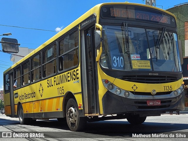 Viação Sul Fluminense 1135 na cidade de Volta Redonda, Rio de Janeiro, Brasil, por Matheus Martins da Silva. ID da foto: 8779671.