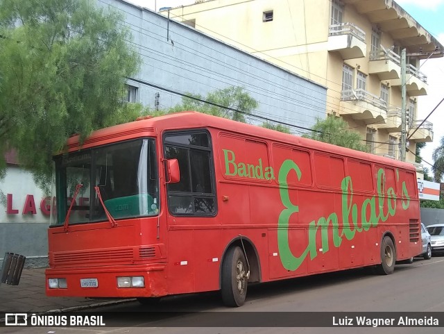Banda Embalo's 2332 na cidade de Lagoa Vermelha, Rio Grande do Sul, Brasil, por Luiz Wagner Almeida. Número da foto: #8779340.