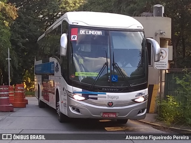 Auto Viação Bragança 19042 na cidade de São Paulo, São Paulo, Brasil, por Alexandre Figueiredo Pereira. Número da foto: #8804814.