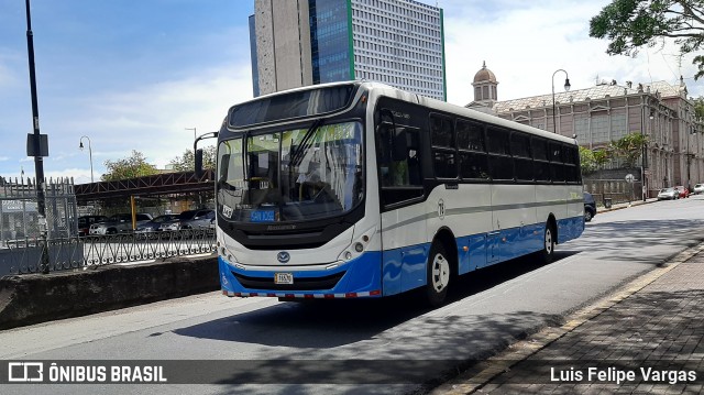 Buses Guadalupe 78 na cidade de San José, San José, Costa Rica, por Luis Felipe Vargas. Número da foto: #8803724.
