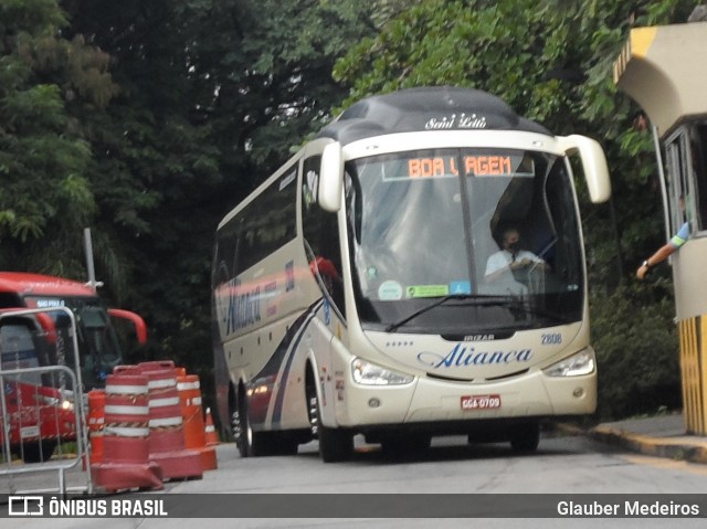 Aliança Turismo e Transporte 2808 na cidade de São Paulo, São Paulo, Brasil, por Glauber Medeiros. ID da foto: 8803247.