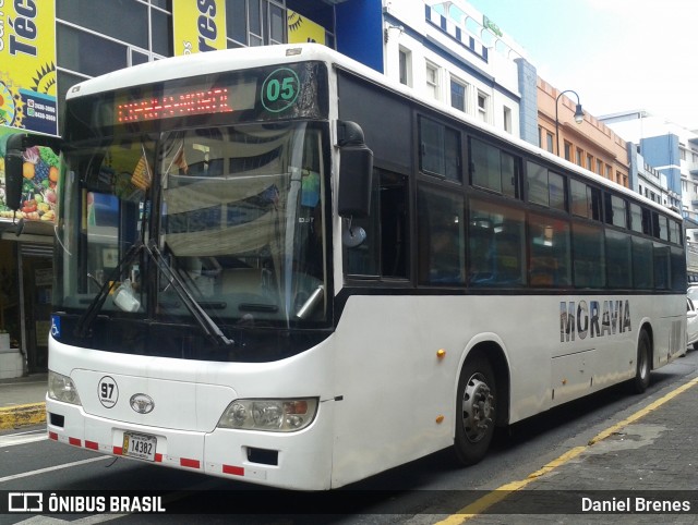 Transportes Paracito 97 na cidade de Carmen, San José, San José, Costa Rica, por Daniel Brenes. ID da foto: 8805490.