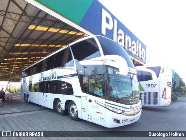 Planalto Transportes 2553 na cidade de Santa Maria, Rio Grande do Sul, Brasil, por Busologo Holken. ID da foto: 8807693.