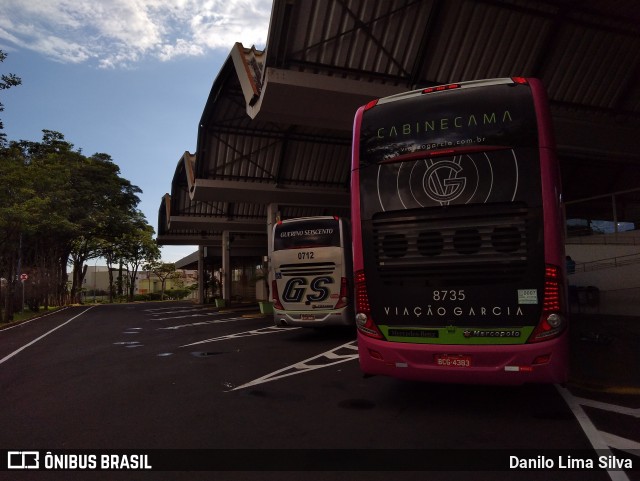 Viação Garcia 8735 na cidade de Franca, São Paulo, Brasil, por Danilo Lima Silva. ID da foto: 8807977.