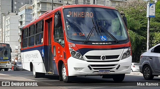 ATL - Associação dos Transportadores de Passageiros por Lotação 328 na cidade de Porto Alegre, Rio Grande do Sul, Brasil, por Max Ramos. Número da foto: #8810061.