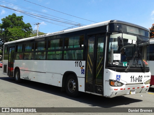 Discar 11-02 na cidade de Merced, San José, San José, Costa Rica, por Daniel Brenes. Número da foto: #8813475.