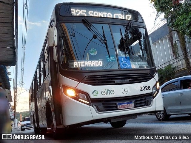 Viação Elite 2328 na cidade de Volta Redonda, Rio de Janeiro, Brasil, por Matheus Martins da Silva. Número da foto: #8814619.