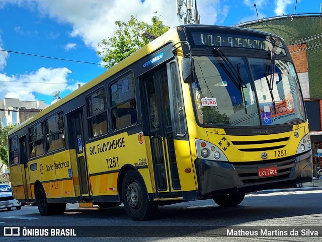 Viação Sul Fluminense 1251 na cidade de Volta Redonda, Rio de Janeiro, Brasil, por Matheus Martins da Silva. ID da foto: 8814624.