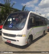 Ônibus Particulares  na cidade de Extrema, Minas Gerais, Brasil, por Vitória Cabral. Número da foto: #:id.
