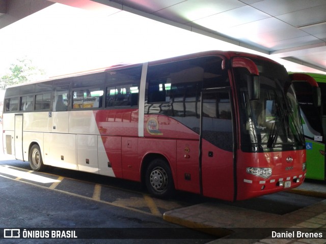 Guapileños LB 1911 na cidade de Merced, San José, San José, Costa Rica, por Daniel Brenes. Número da foto: #8815770.