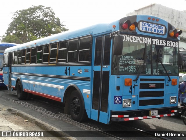 Cenbus 41 na cidade de Catedral, San José, San José, Costa Rica, por Daniel Brenes. Número da foto: #8818704.