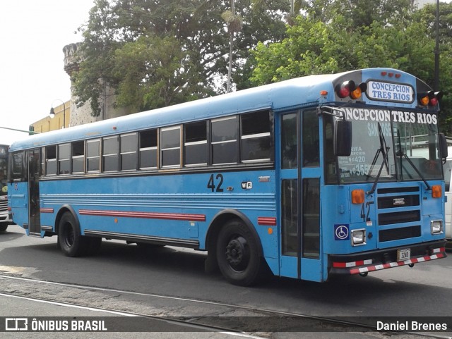 Cenbus 42 na cidade de Catedral, San José, San José, Costa Rica, por Daniel Brenes. Número da foto: #8818700.
