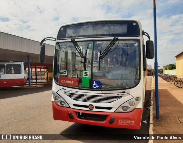 Rápido D´Oeste 4124 na cidade de Pontal, São Paulo, Brasil, por Vicente de Paulo Alves. Número da foto: #8819733.