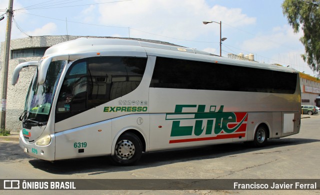 Élite 6319 na cidade de Gustavo A. Madero, Ciudad de México, México, por Francisco Javier Ferral. Número da foto: #8823901.