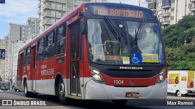 Trevo Transportes Coletivos 1004 na cidade de Porto Alegre, Rio Grande do Sul, Brasil, por Max Ramos. ID da foto: 8823943.