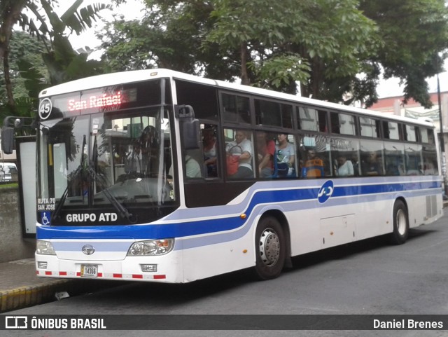 ATD - AutoTransportes Desamparados 45 na cidade de Catedral, San José, San José, Costa Rica, por Daniel Brenes. Número da foto: #8821757.