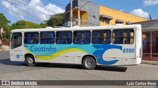 Empresa de Transportes Coutinho 6590 na cidade de Baependi, Minas Gerais, Brasil, por Luiz Carlos Rosa. ID da foto: 8823098.