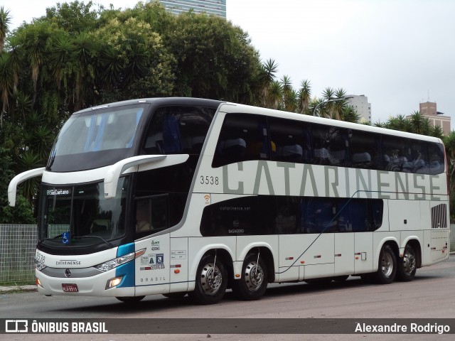 Auto Viação Catarinense 3538 na cidade de Curitiba, Paraná, Brasil, por Alexandre Rodrigo. ID da foto: 8822336.