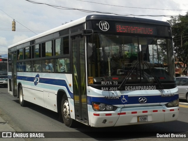 ATD - AutoTransportes Desamparados 112 na cidade de Catedral, San José, San José, Costa Rica, por Daniel Brenes. ID da foto: 8821769.